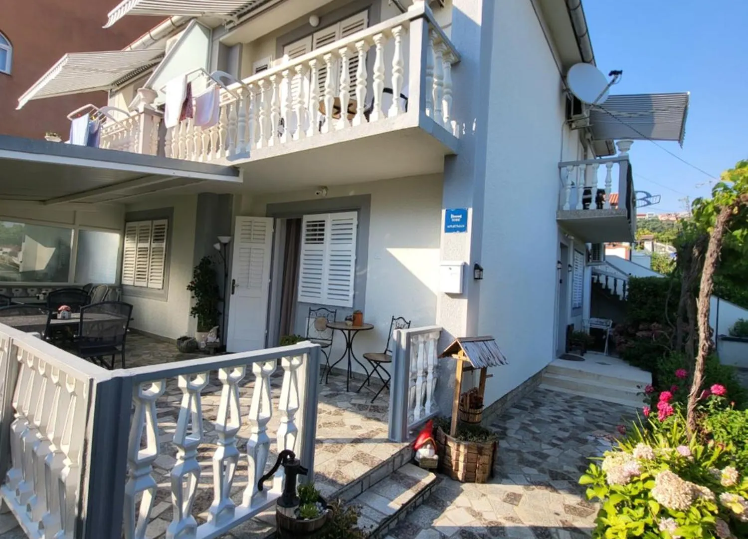 Apartmani I Sobe Mara Palit 3*,